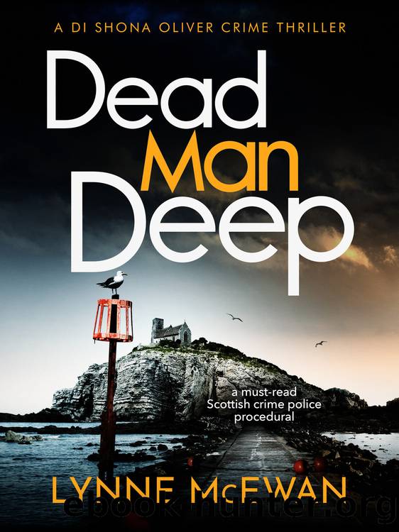 02 Dead Man Deep by Lynne McEwan