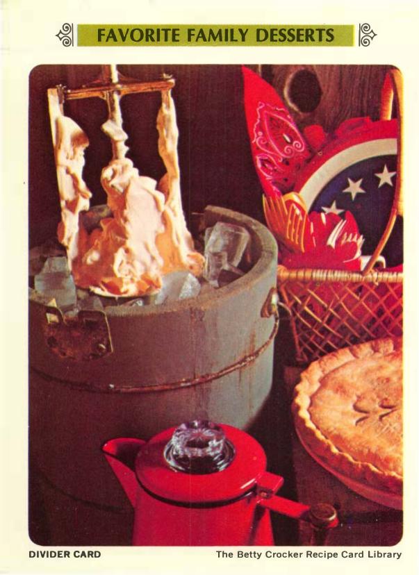 14 Favorite Family Desserts by Unknown
