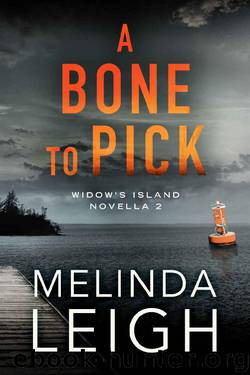 A Bone to Pick (Widow's Island Novella Book 2) by Melinda Leigh