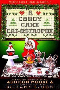 A Candy Cane Cat-astrophe: Cozy Mystery (MEOW FOR MURDER Book 5) by Addison Moore & Bellamy Bloom