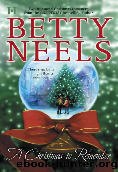 A Christmas to Remember: The Mistletoe Kiss\Roses for Christmas by Betty Neels