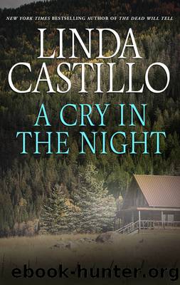 A Cry in the Night (Silhouette Intimate Moments) by Linda Castillo