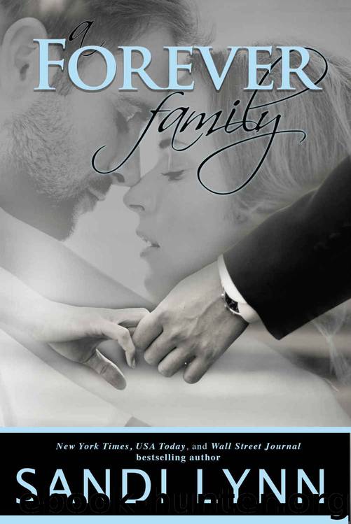A Forever Family (Forever #6) by Sandi Lynn