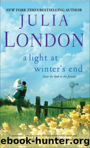 A Light at Winterâs End by Julia London