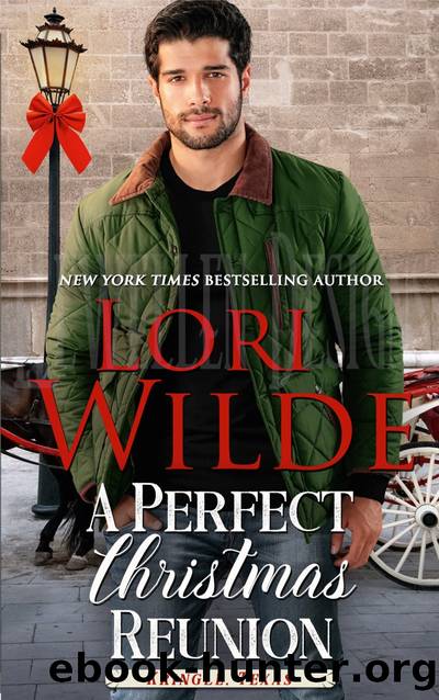 A Perfect Christmas Reunion by Lori Wilde