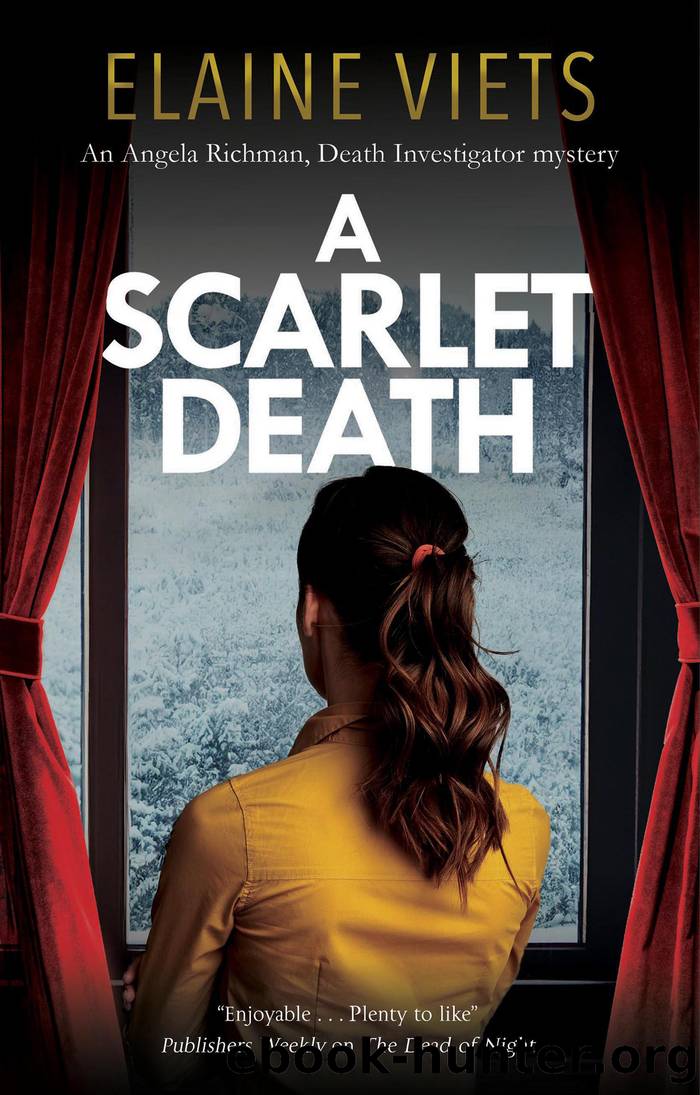 A Scarlet Death by Elaine Viets