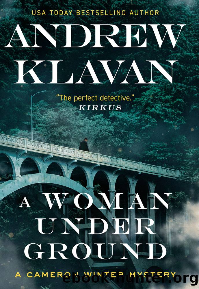 A Woman Underground (Cameron Winter Mysteries) by Andrew Klavan
