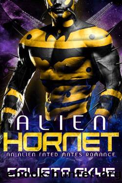 Alien Hornet: An Alien Fated Mates Romance by Calista Skye