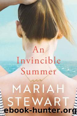 An Invincible Summer (Wyndham Beach) by Mariah Stewart