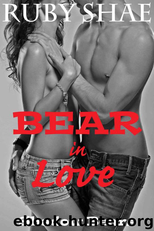 Bear in Love: BBW Paranormal Holiday Shape Shifter Romance (Shadow Bears Book 1) by Shae Ruby