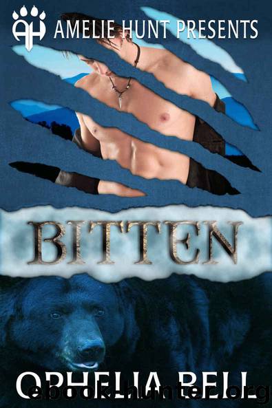 Bitten (Black Mountain Bears Book 2) by Bell Ophelia & Hunt Amelie