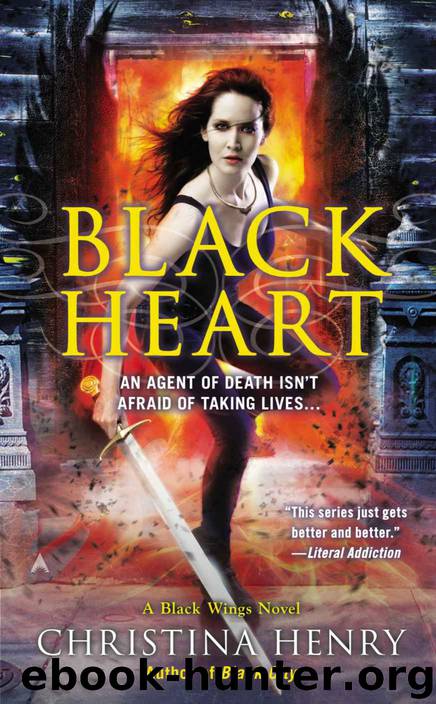 Black Heart (A Black Wings Novel) by Henry Christina