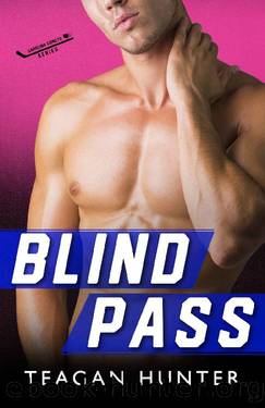 Blind Pass (Carolina Comets) by Teagan Hunter