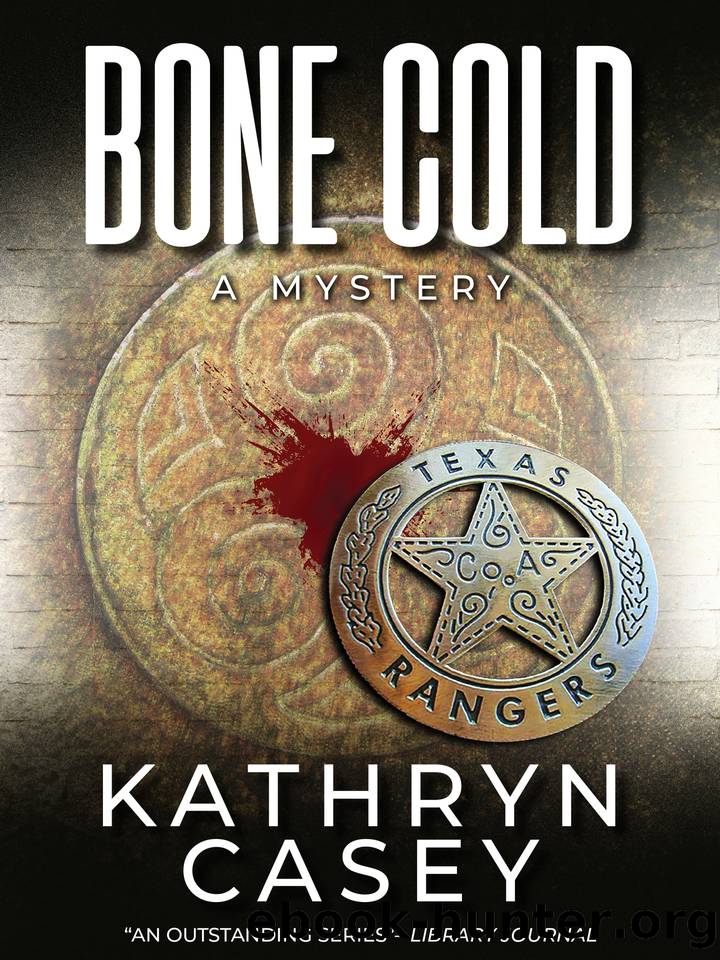 Bone Cold (Sarah Armstrong Mysteries Book 5) by Kathryn Casey