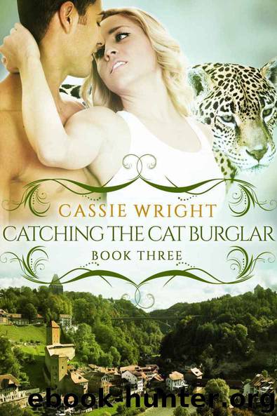 Catching the Cat Burglar: (BBW Paranormal Shape Shifter Romance) (Honeycomb Falls Book 3) by Cassie Wright