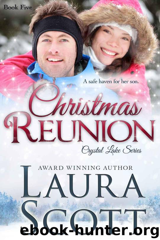 Christmas Reunion by Laura Scott