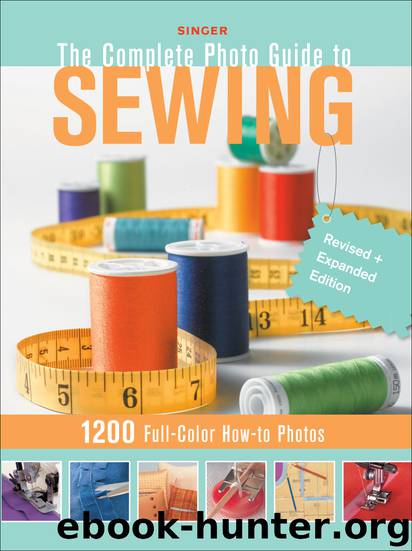Complete Photo Guide to Sewing by Editors of Creative Publishing