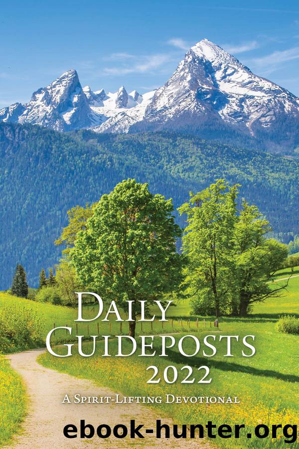Daily Guideposts 2022 by Guideposts
