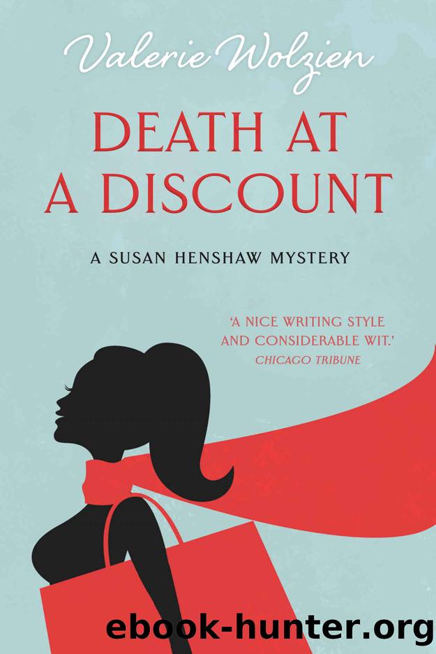 Death at a Discount (Susan Henshaw Book 13) by Valerie Wolzien