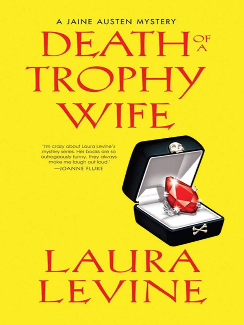 Death of A Trophy Wife (Jaine Austen Mysteries) by Laura Levine