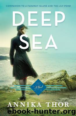 Deep Sea by Annika Thor