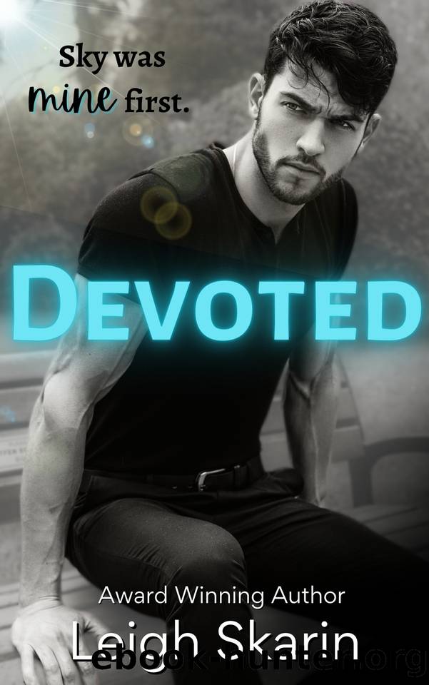 Devoted: A Marriage of Convenience Romance (Let Me Love You Book 2) by Leigh Skarin
