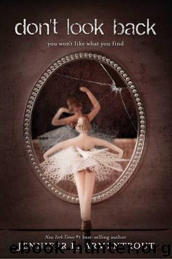 Don't Look Back by Jennifer L. Armentrout