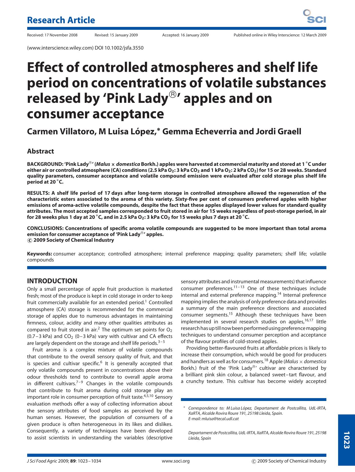 Effect of controlled atmospheres and shelf life period on concentrations of volatile substances released by `Pink LadyÂ®' apples and on consumer acceptance by Unknown