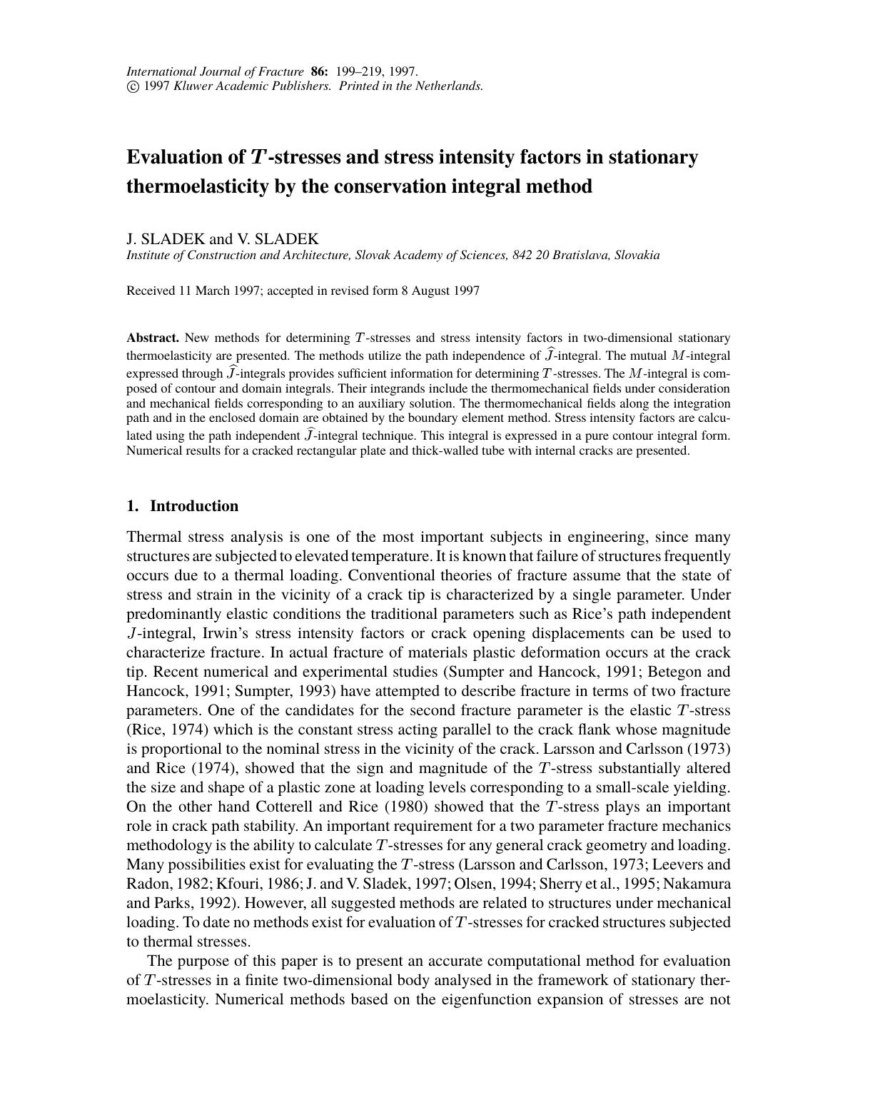 Evaluation of T-stresses and stress intensity factors in stationary thermoelasticity by the coservation integral method by Unknown
