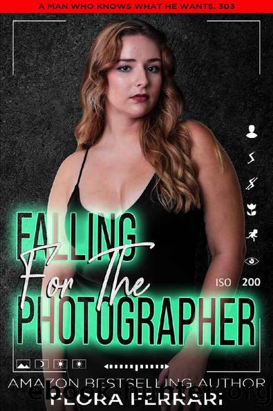 Falling For The Photographer: A Steamy Standalone Insta Love Romance by Flora Ferrari