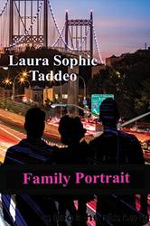 Family Portrait (Italian Edition) by Laura Sophie Taddeo