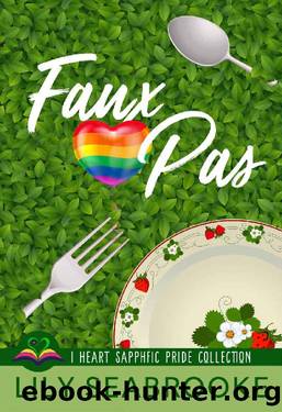 Faux Pas (I Heart SapphFic Pride Collection Book 4) by Lily Seabrooke