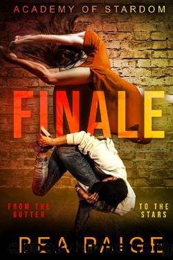 Finale: A Reverse Harem, Enemies to Lovers Romance (Academy of Stardom Book 4) by Bea Paige