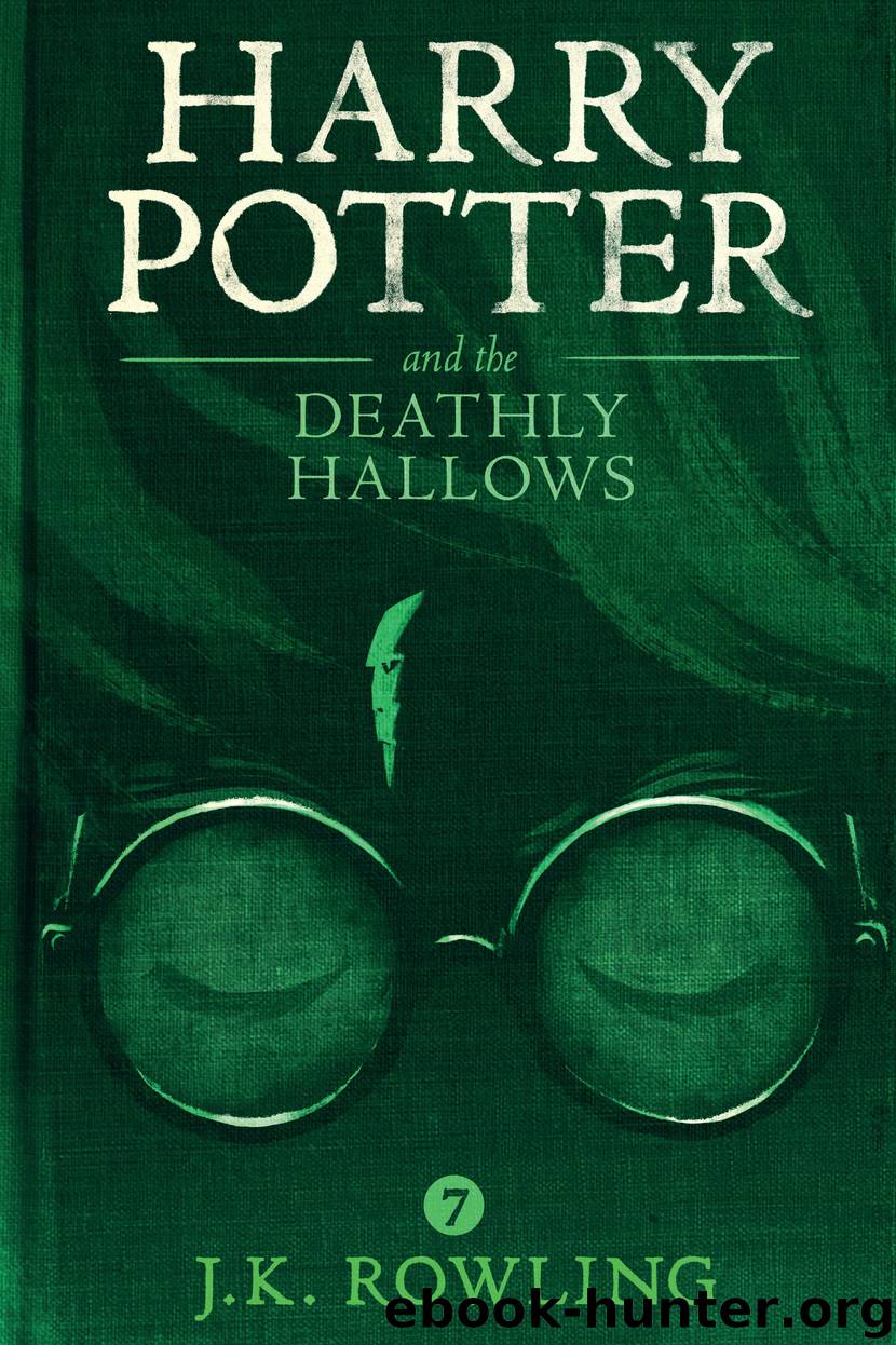 Harry Potter (7) And The Deathly Hallows by J.K. Rowling