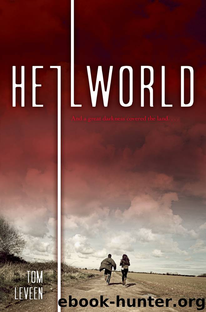 Hellworld by Tom Leveen