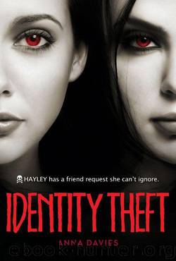 Identity Theft (Point Horror) by Anna Davies