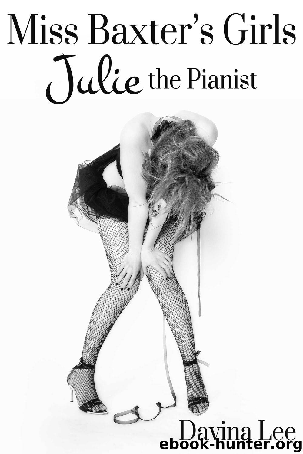 Julie the Pianist by Davina Lee