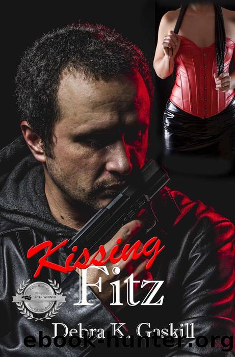 Kissing Fitz (Niccolo Fitzhugh Series, #4) by Debra Gaskill