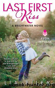 Last First Kiss by Lia Riley
