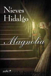 Magnolia by Nieves Hidalgo