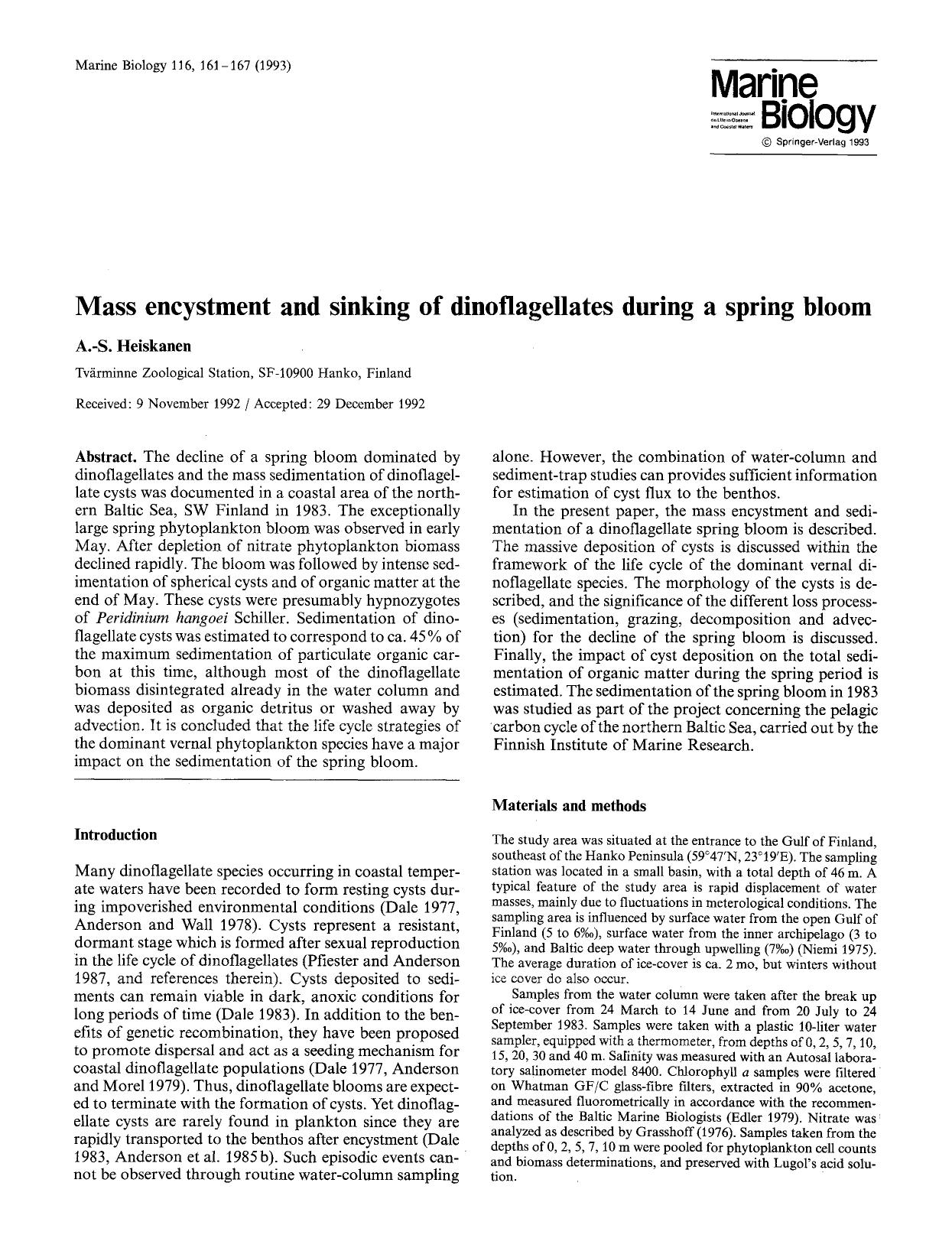 Mass encystment and sinking of dinoflagellates during a spring bloom by Unknown