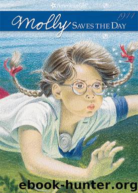 Molly Saves the Day (American Girl (Quality)) by Valerie Tripp
