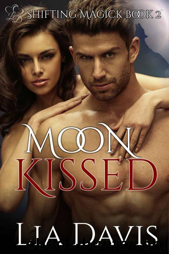 Moon Kissed by Davis Lia