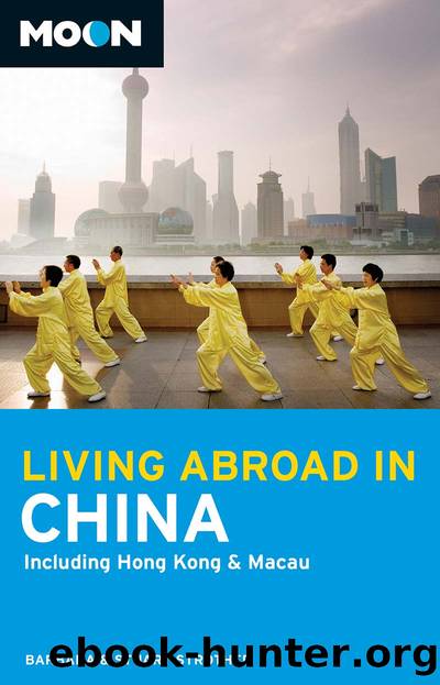 Moon Living Abroad in China by Barbara Strother & Stuart Strother