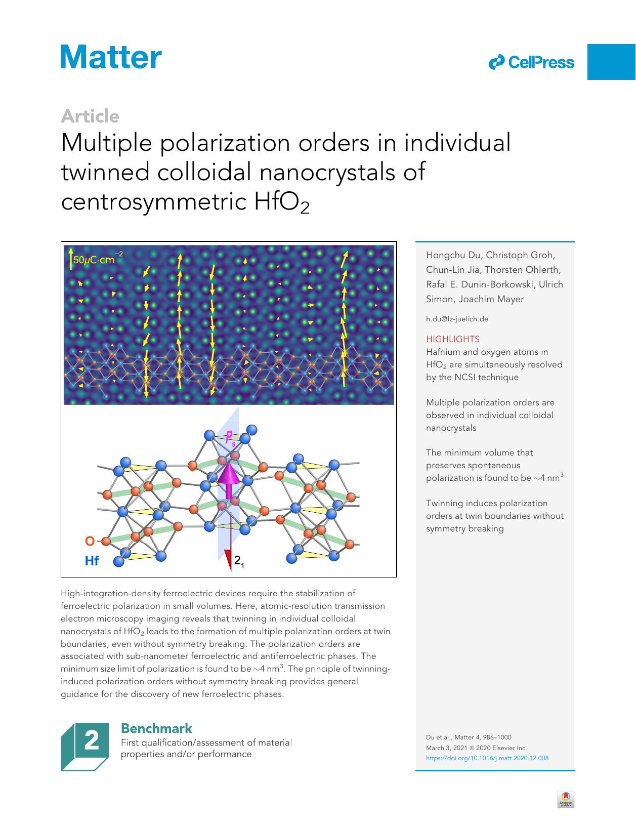 Multiple polarization orders in individual twinned colloidal nanocrystals of centrosymmetric HfO2 by unknow