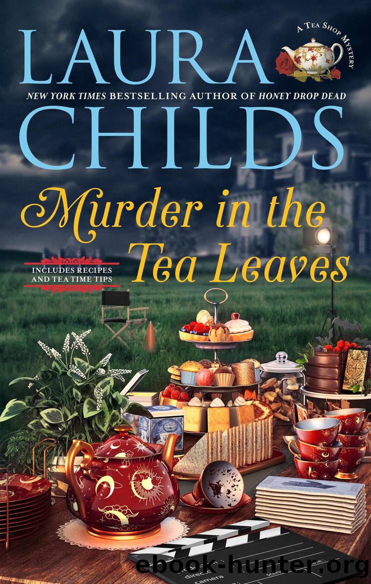 Murder in the Tea Leaves by Laura Childs