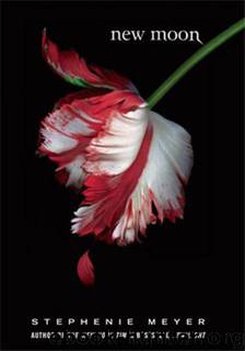 NEW MOON by STEPHENIE MEYER