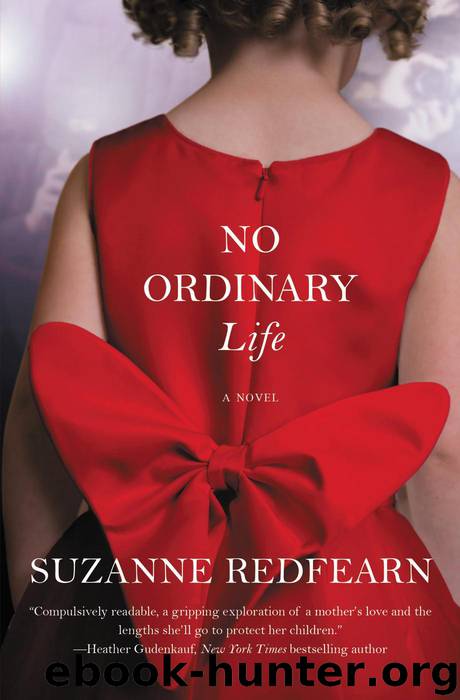 No Ordinary Life by Redfearn Suzanne