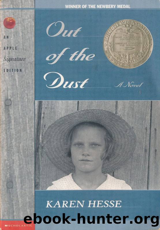 Out of the Dust (Edition Unknown) by Hesse, Karen [Paperback(1999Â£Â©] by Hesse Karen