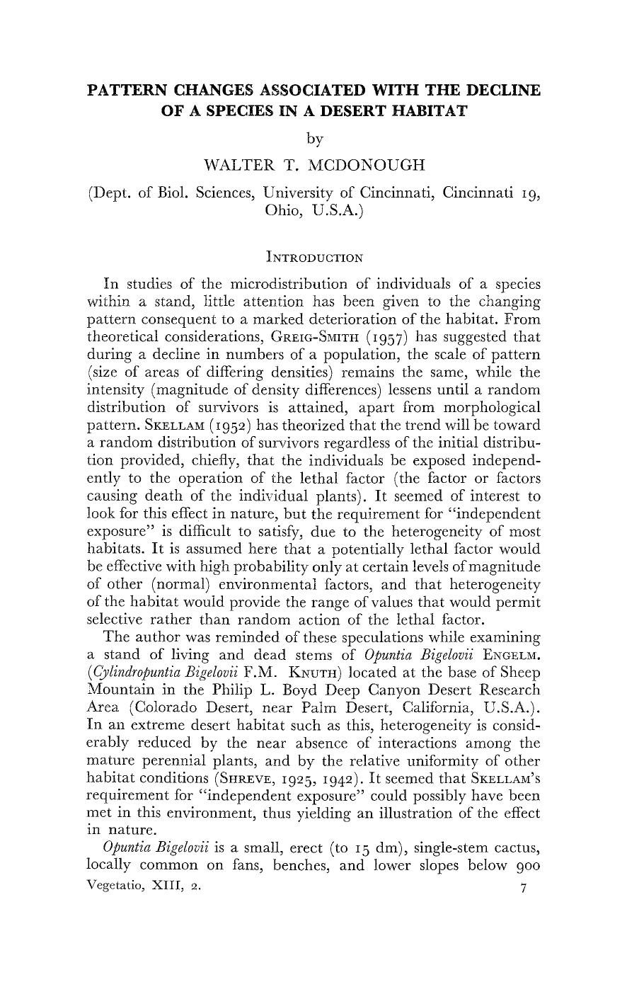 Pattern changes associated with the decline of a species in a desert habitat by Unknown